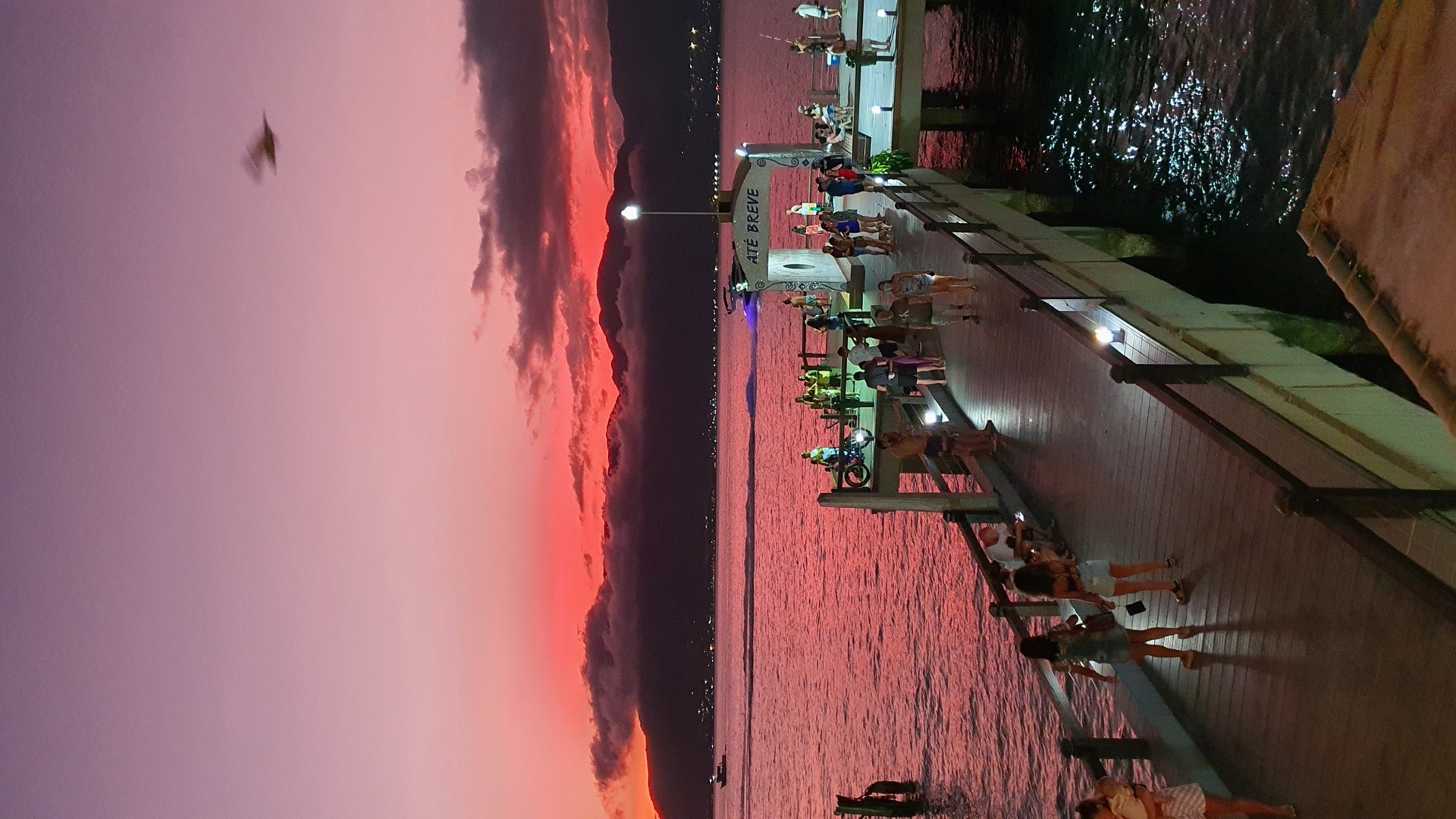 Entardecer no Makai Ilhabela